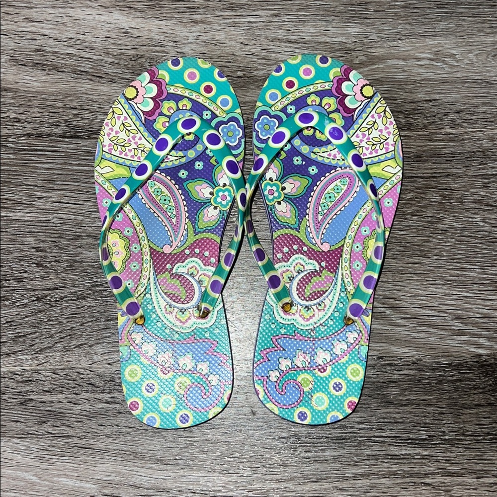 Vera Bradley Purple, Blue and Green Paisley Flip Flops good condition (5-6)